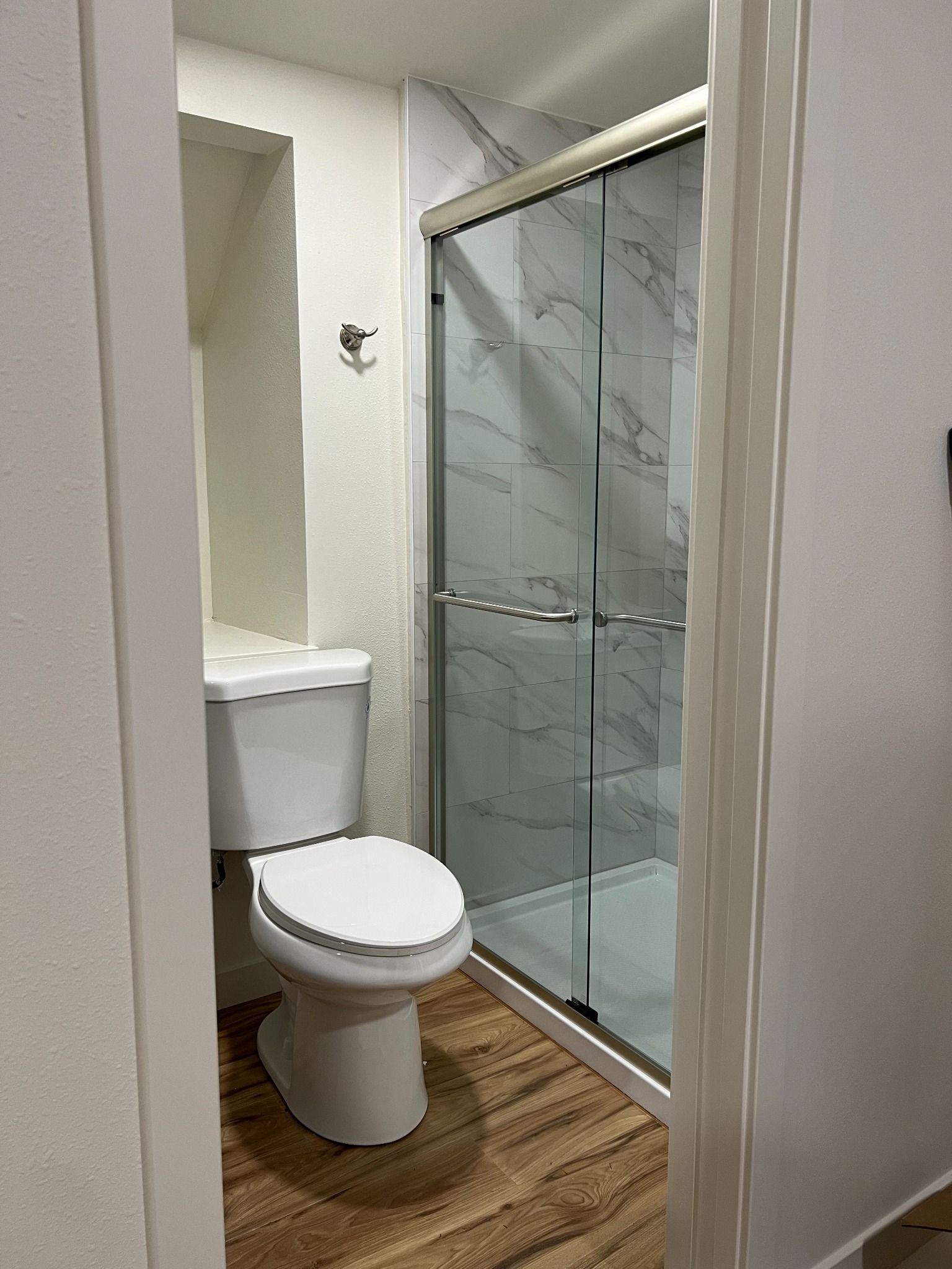 Frameless shower glass project 6